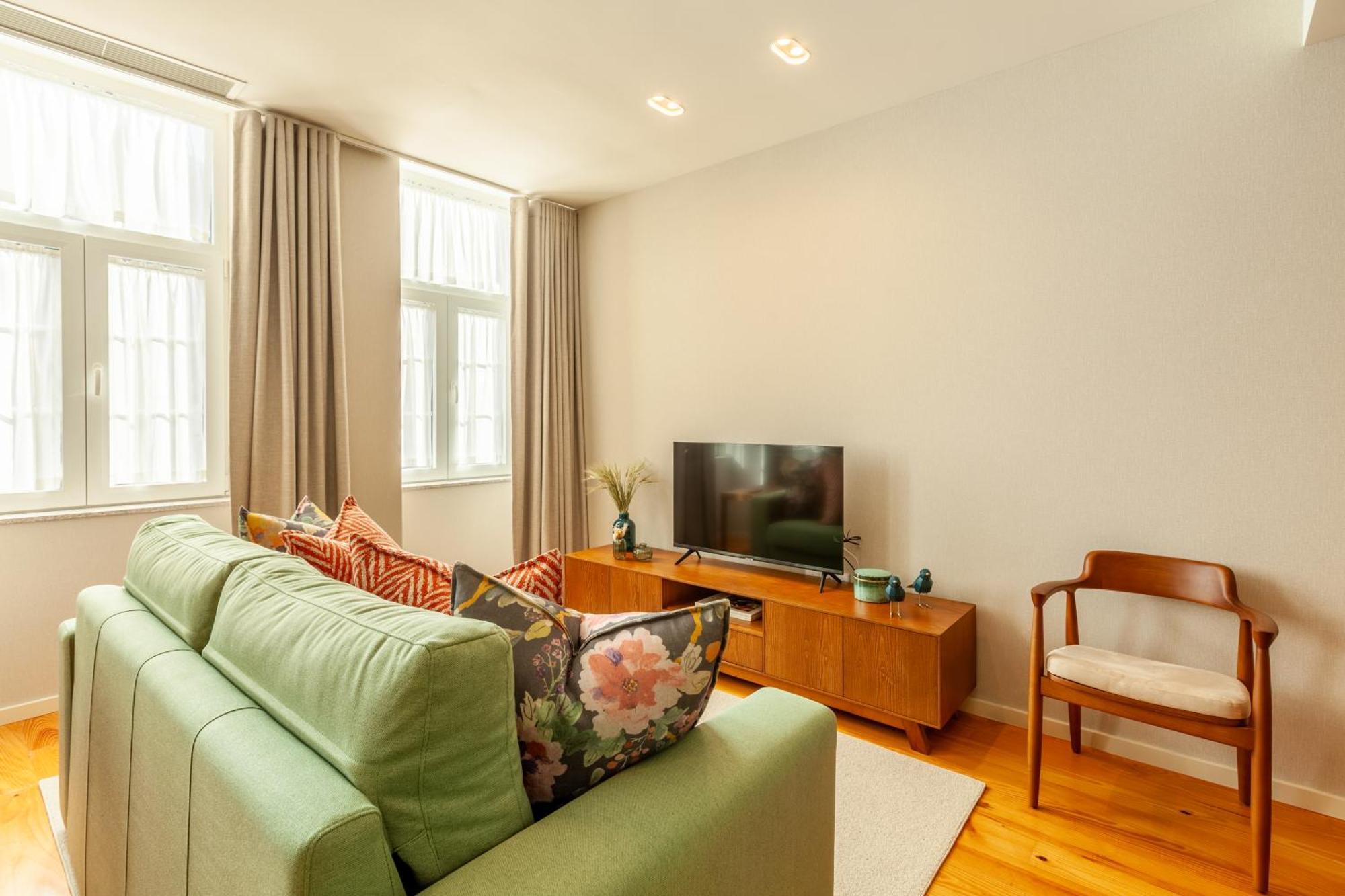 162 Sol Apartamento Porto